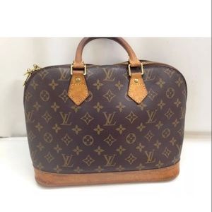 💙Louis Vuitton alma bag!!Weekend  sale sale !!💙
